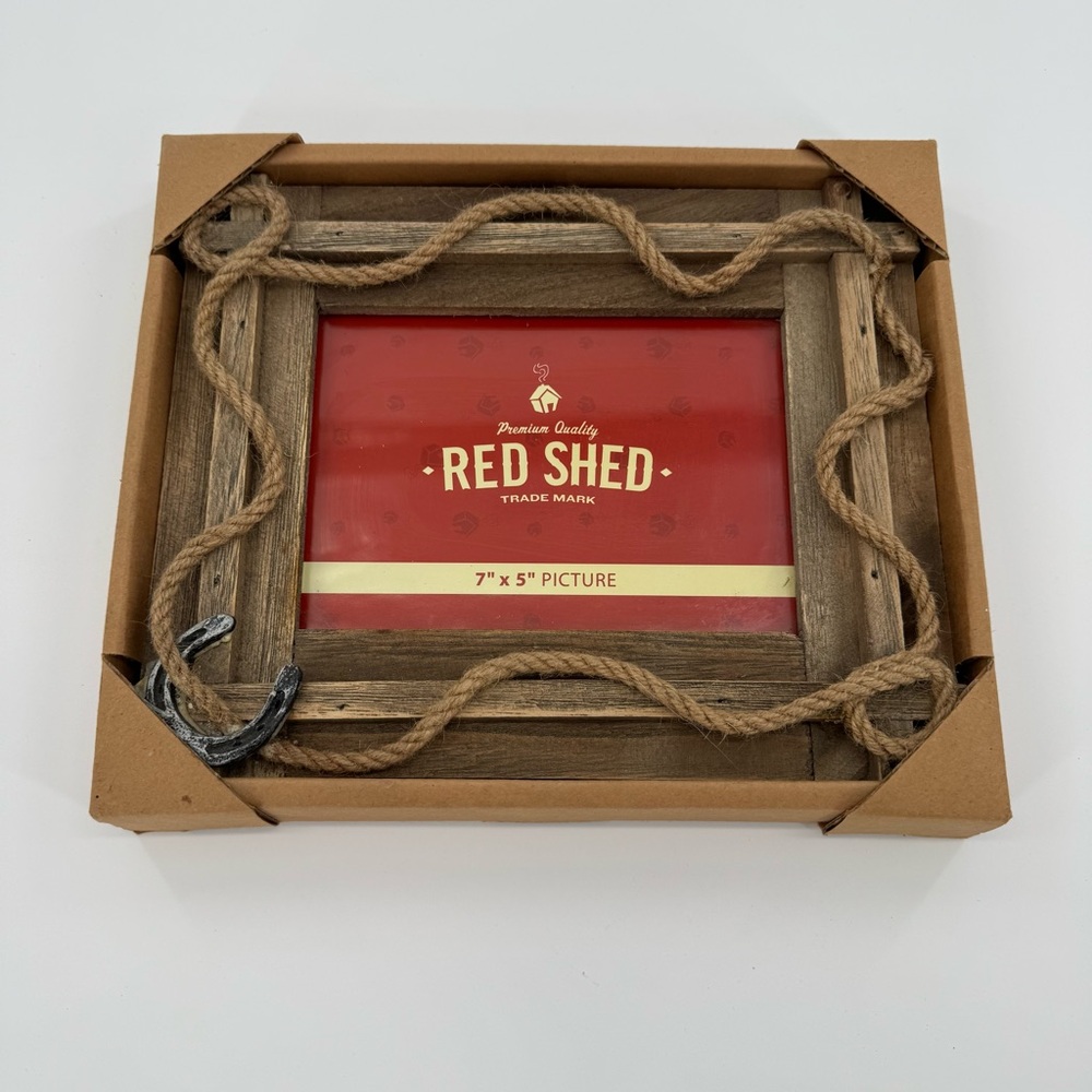 Red Shed Photo Frame Wall Decor Wooden Rustic Rope 7”x 5” Farmhouse‎ New